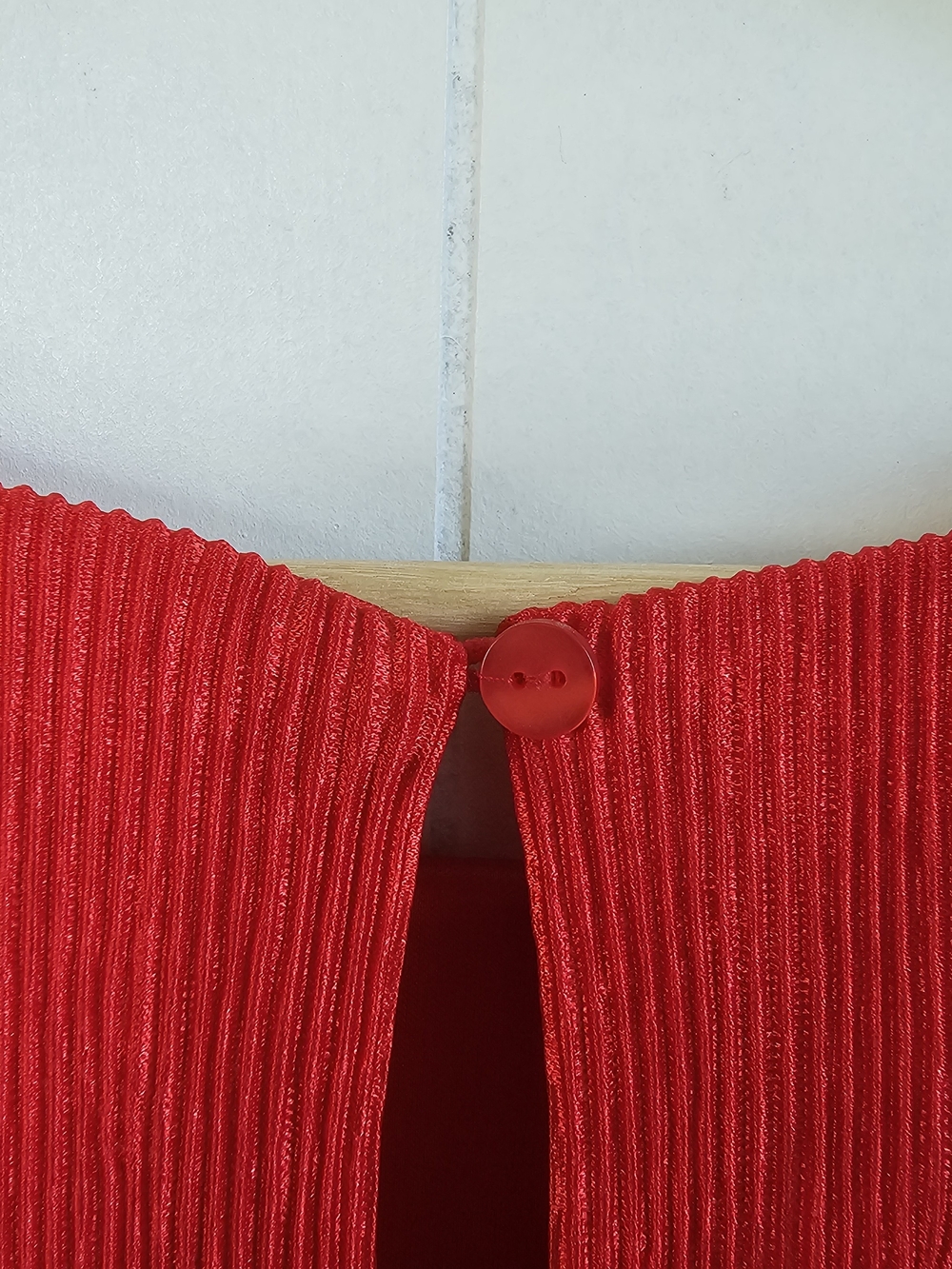 Red High Neck Accordian Mini Dress, 7/9 - Picture 3 of 8